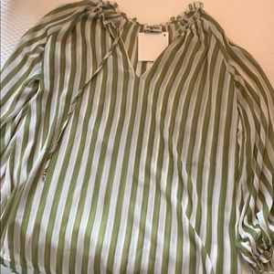 Show me your Mumu green/white top